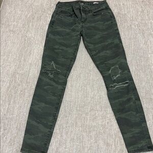 Arizona Jean Company Camouflage Jeggings - Green